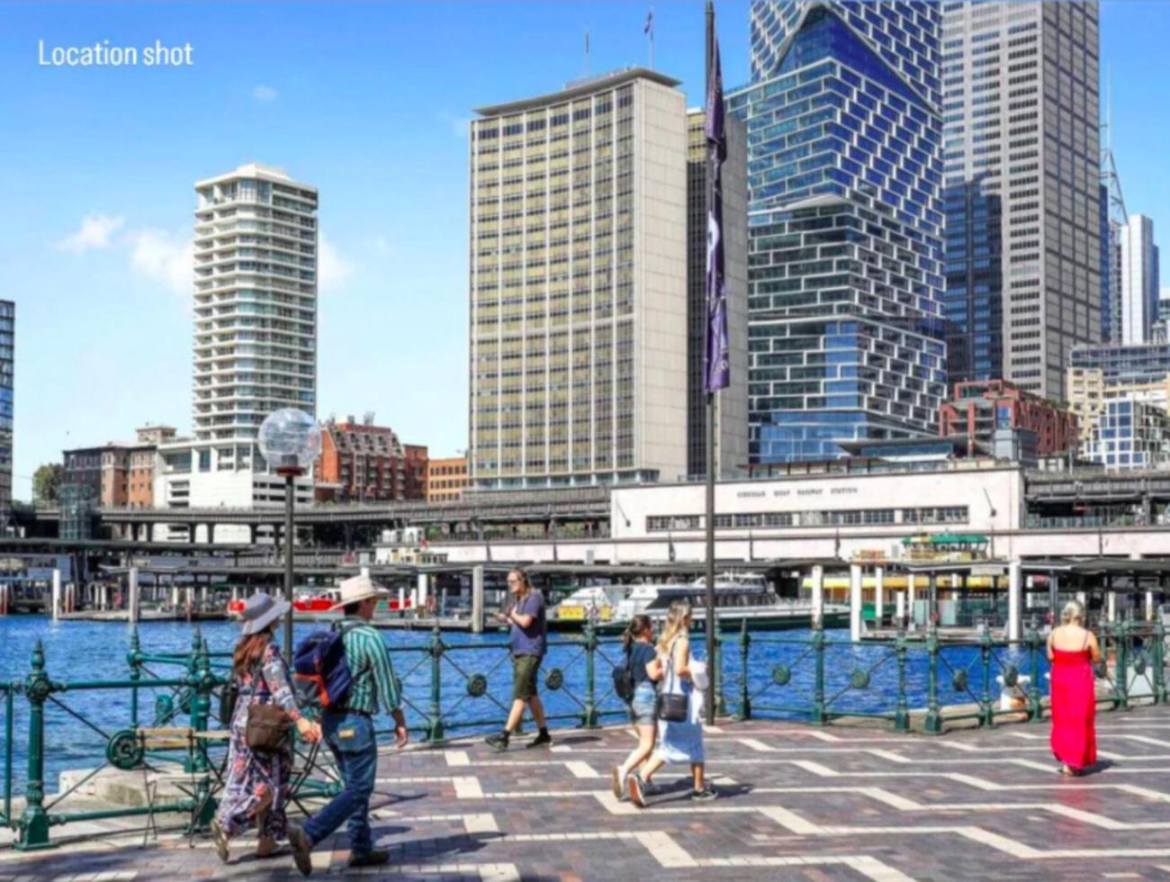 Spectacular With Harbour Bridge Views Apartment Sydney
