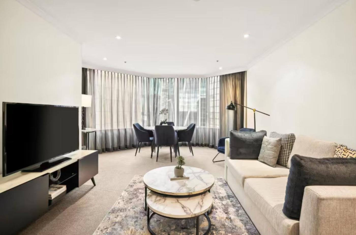 Spectacular With Harbour Bridge Views *